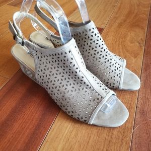 VanEli Shoes Candra Slingback Sandals